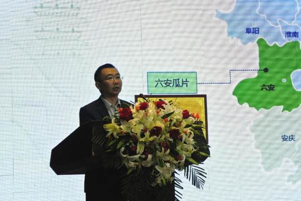 有关于中国名优绿茶产业发展高峰论坛举办 贵州绿茶自信发声的热门新闻(7)