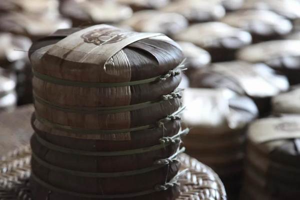 关于中国茶界残酷的现实：库存200万吨，但很多人根本喝不起茶！的热门新闻(5)