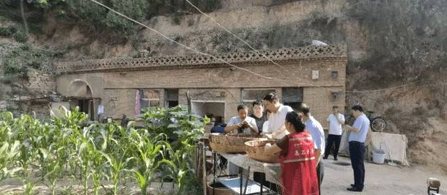 有关于离石区以药茶产业发展为抓手 从发展中蹚出一条新路的消息(2)