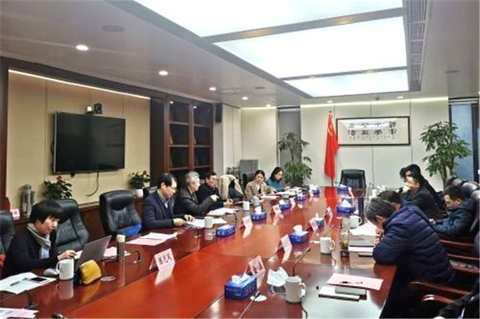 有关于一周速读丨2021中国茶业发展趋势、1季度品牌茶企开店上新季报、全国春茶全面开采的热门消息(4)