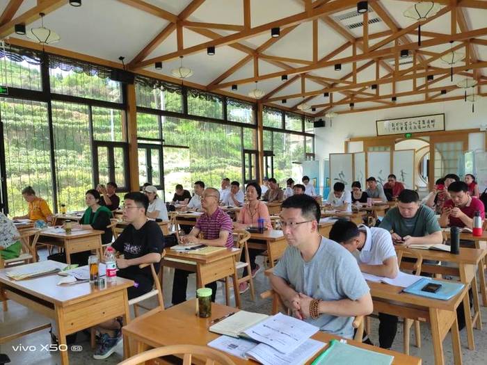 关于首届“茶园管理师（中级）”新型茶农培训班在福鼎顺利结业的最新消息(1)