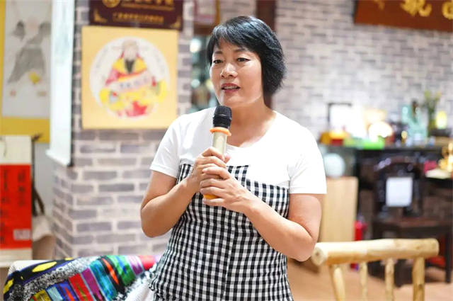 有关于十八罗汉欢聚会-荣昌号520母亲节纪念活动的热门消息(18)