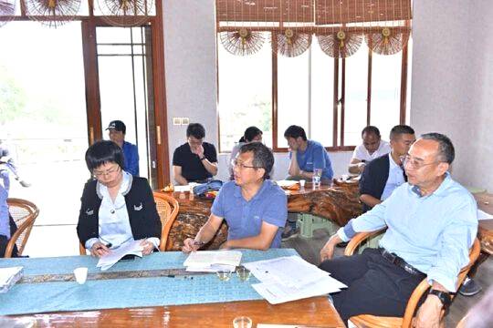 关于国内茶叶专家到云县漫湾镇白莺山古茶园进行科学考察的热门信息(15)