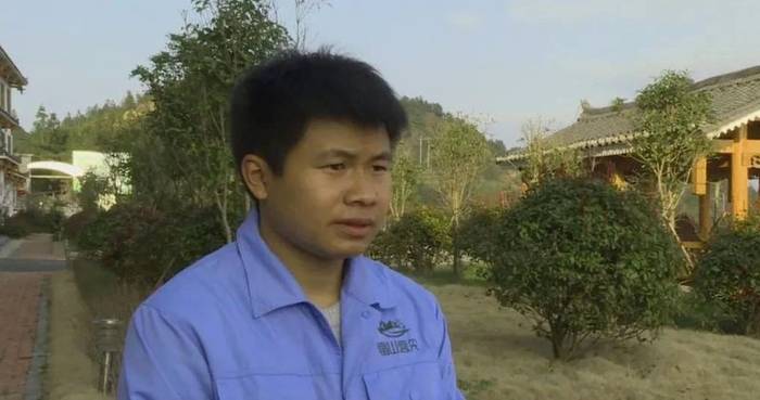 关于贵州多地春茶开采 茶农抢抓新春第一桶“金”的热门资讯(11)