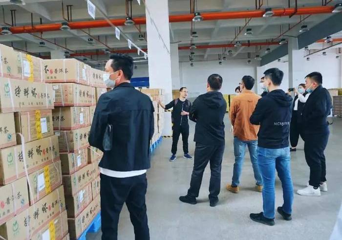 有关于云南省普洱茶协会与数字云茶科创中心系列合作项目顺序落地(连续报道一) “茶源仓”智慧共享茶仓启动共创共享的热门新闻(4)