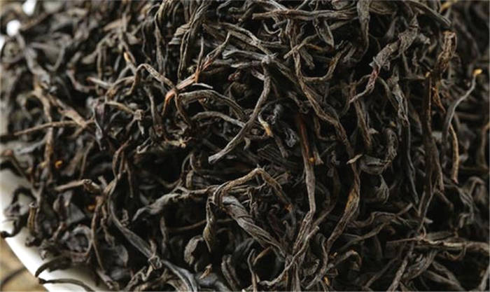 有关于武夷山市茶业同业公会发公开信反对“天价茶”的热门新闻