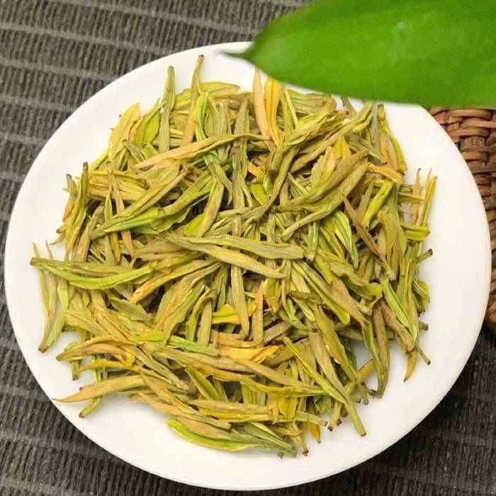 有关于洪雅“碧雅仙”奶白茶被评为“四川名茶”的消息