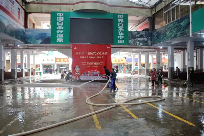 有关于点头茶花交易市场全面清洁，为春茶开称交易做准备的热门新闻(1)