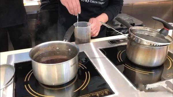 有关于中药+奶茶是什么味？“养生奶茶”成沪上新网红的信息