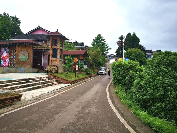 关于湄潭：以路为媒、以路助茶、以茶促旅、以旅兴茶的消息(3)