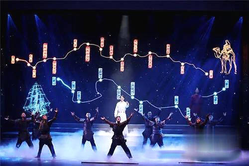 关于史诗音乐剧《茶道：一叶乾坤》成功首演，讲述茶香中国的故事的信息(6)