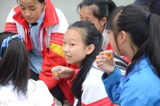 有关于黔茶喜获大丰收,一张张笑脸就是幸福生活的味道!的热门信息(9)