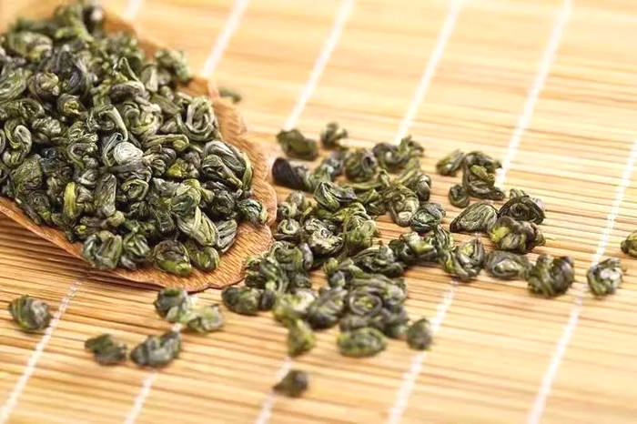 关于安徽:泾县副县长李宏武一行赴安化考察交流茶产业振兴经验的最新资讯(8)