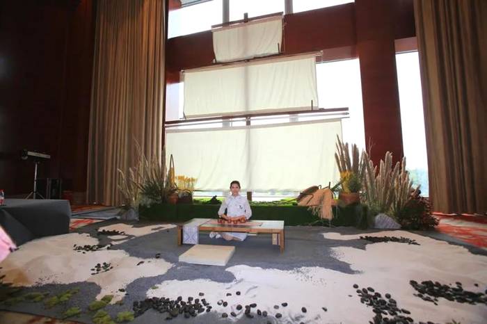 关于广西一茶叶卖到2.5万元/公斤,还被大批收购!的信息