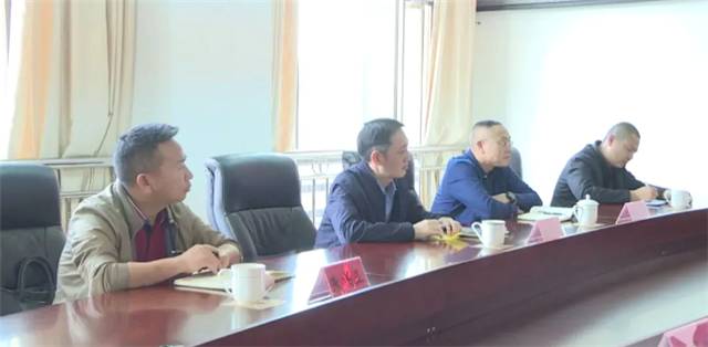 有关于省农业科学院：茶叶专家组到景谷县指导茶产业发展的热门新闻(1)