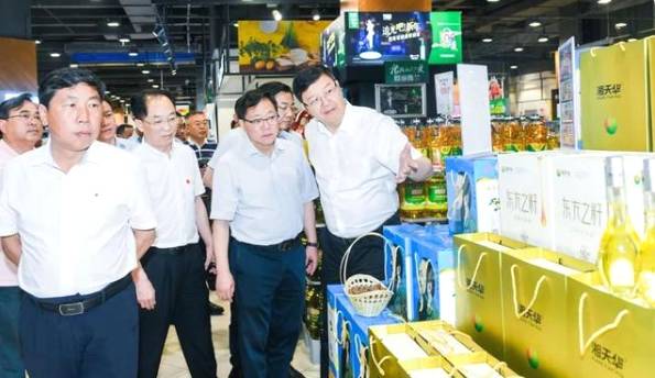 关于“湖南茶油”公共品牌正式入驻步步高超市的消息(6)