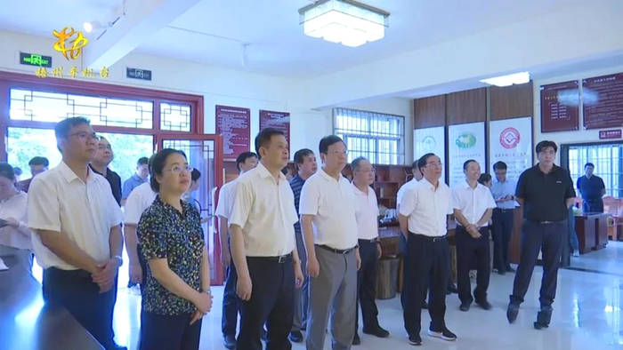 关于强化法治保障 促进产业兴旺,赵乐秦率队来梧调研法治乡村建设等工作的最新资讯(2)