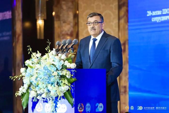 有关于上合组织20周年:云鼎柑普获颁“塔中友谊特别贡献奖”的热门新闻(7)