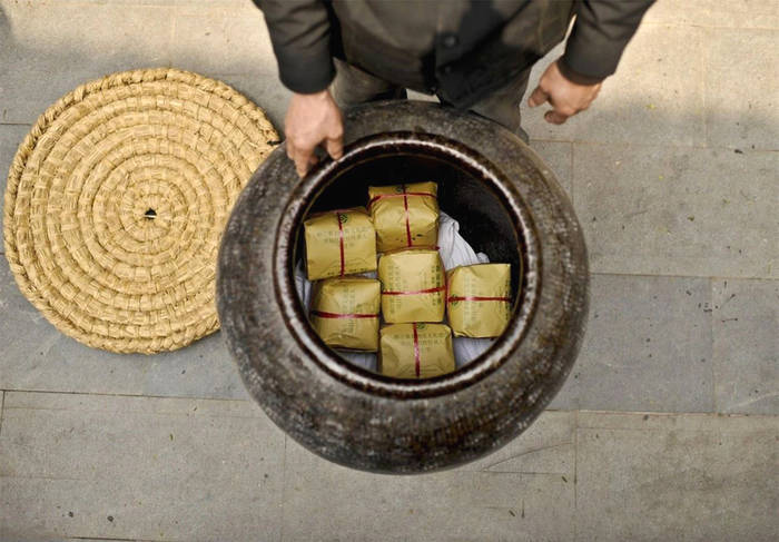 有关于杭州：解码“非遗”·西湖龙井茶采摘制作技艺的热门资讯(5)