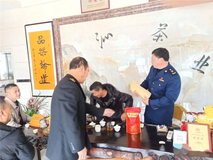 关于松溪：多部门联动整治“天价茶” 规范茶叶市场价格秩序 的最新资讯(2)