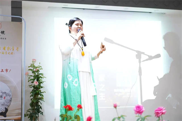 有关于十八罗汉欢聚会-荣昌号520母亲节纪念活动的热门消息(36)