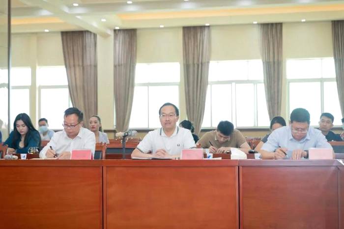 有关于郑艺前往勐海县专题调研茶产业发展 构建西双版纳普洱茶产业新格局的资讯(5)