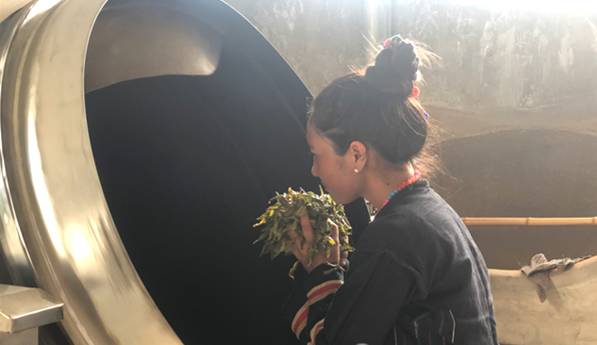 关于上海松江区援建茶叶初制所 让暖和村民的心里很“暖和”的消息(3)