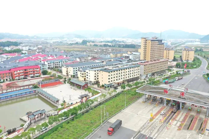 关于工业现代化带动农业智能化,福鼎茶产业集群呈规模化发展的热门资讯(6)