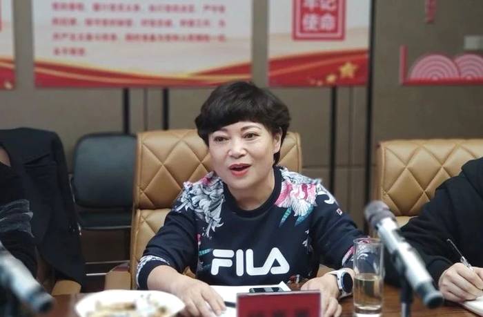 关于产销“对对碰”——北方十六省市茶业合作考察团来黔洽谈拓商机的信息(3)