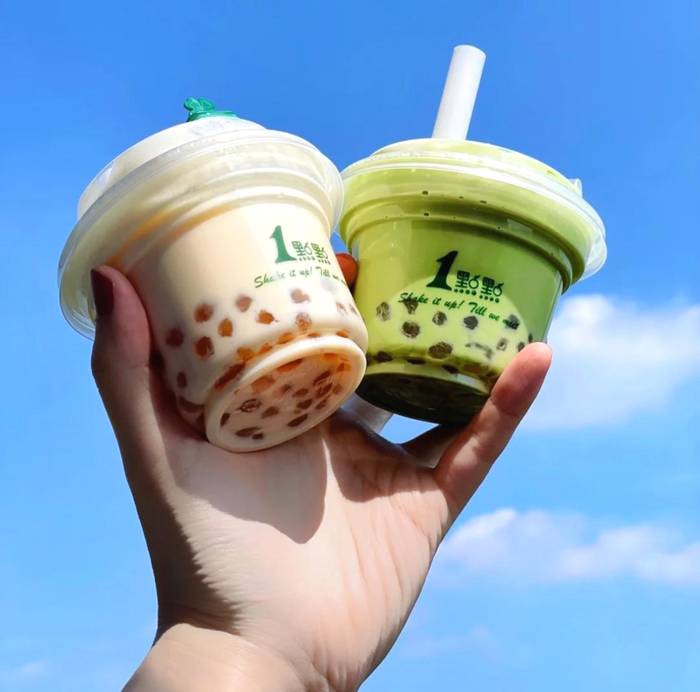 有关于Mini杯奶茶的走红，是一场消费者与品牌的“合谋”的信息(2)