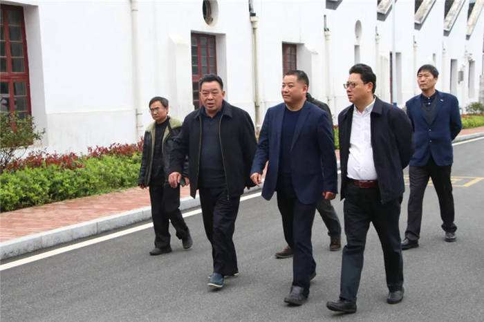 关于安徽:泾县副县长李宏武一行赴安化考察交流茶产业振兴经验的最新资讯(2)