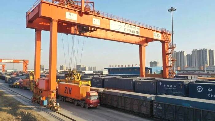 关于信阳绿茶“乘坐”中欧班列飘香“新丝路”一颗茶叶的“西行漫记”的最新信息(1)