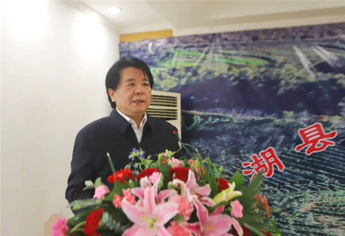 有关于安徽：太湖县寺前镇成功举办第五届茶叶发展论坛的新闻(6)