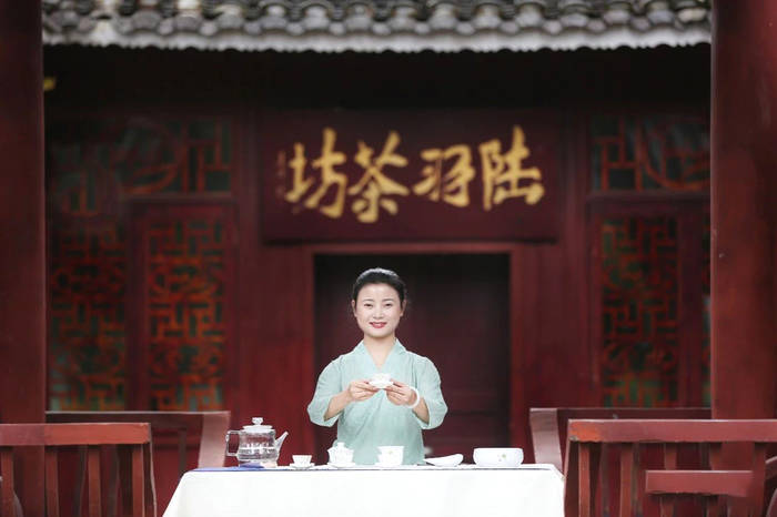 关于“每款凤冈锌硒茶,都是好孩子”——县委书记心里的凤冈茶的热门新闻(6)