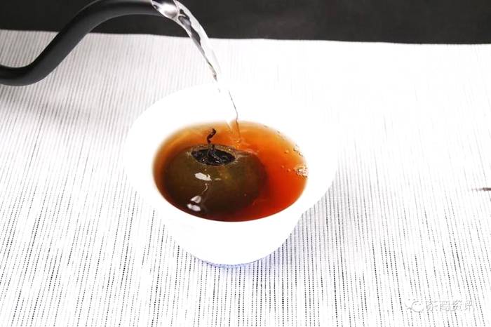 关于年轻群体热衷“健康慢消费”,老茶叶“减龄”迎来新市场的消息(2)