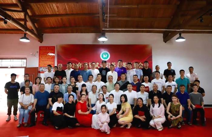 关于2021年首届武夷岩茶春茶交易会圆满闭幕，总成交额突破500万元的热门新闻