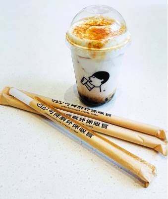 关于喜茶率先应用PLA材质引领行业环保实践的最新资讯