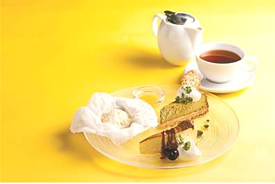 有关于年轻女性偏爱下午茶 奶茶流行“猛加料”的资讯