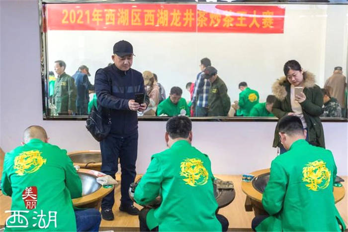 关于“新科炒茶王”花落外桐坞！00后炒茶“后浪”们来了的最新资讯(2)