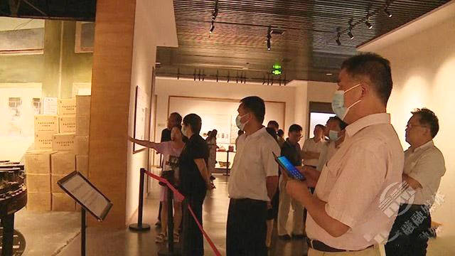 有关于黄冈市政协考察组来赤壁市考察茶产业发展工作的最新信息(3)