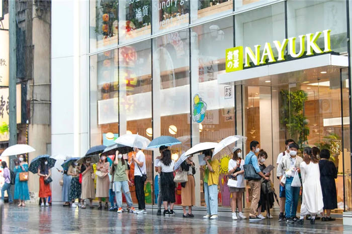 关于奈雪的茶彭心：咖啡出杯量很高，用户中“奶茶男孩”已占到40%的热门资讯(1)