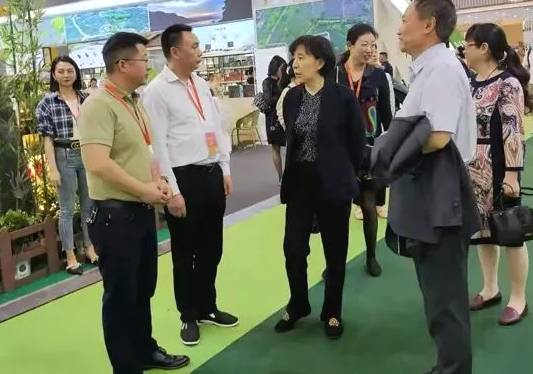 有关于第十届四川国际茶业博览会 多家犍为县茶企出彩茶博会 的资讯(9)