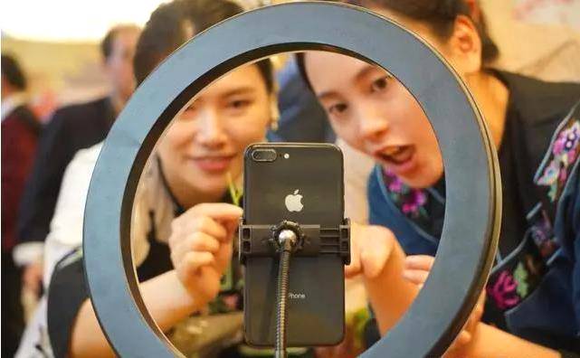 有关于2021中华茶祖节：院士专家为湘西黄金茶打call的资讯(1)