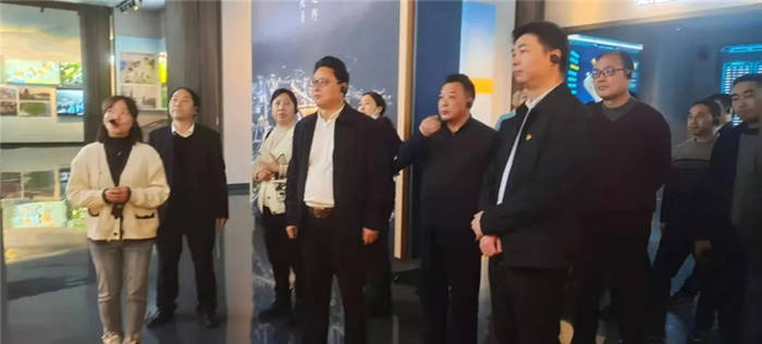 关于安徽:泾县副县长李宏武一行赴安化考察交流茶产业振兴经验的最新资讯(3)