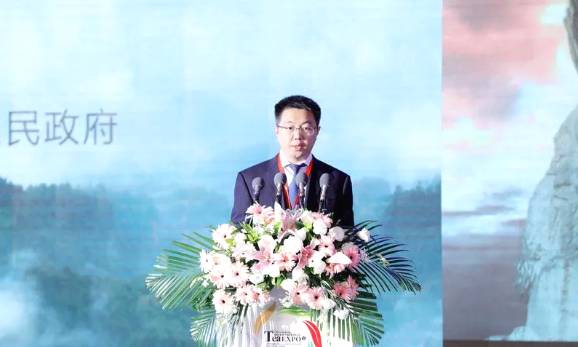 关于蒙顶山·给世界一杯好茶《蒙顶山茶》推介会隆重举行的消息(7)