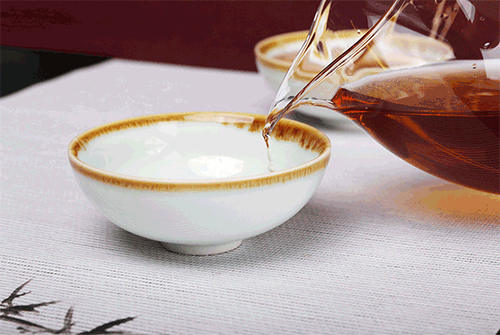 关于年轻群体热衷“健康慢消费”,老茶叶“减龄”迎来新市场的消息(3)