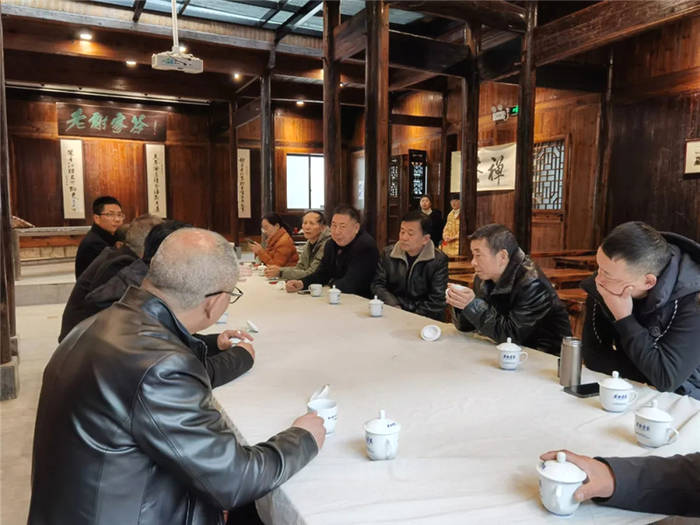 关于安徽：六安市茶协赴黄山考察交流茶产业发展的信息(3)