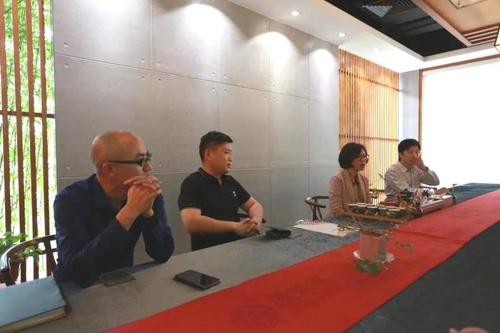 有关于凤庆县来粤深化产销合作 共谋滇红之乡新发展的新闻(4)