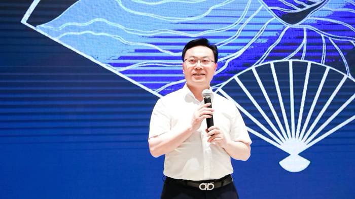 有关于茶里携手三得利,中日两大茶企锚定年轻茶饮市场的最新资讯(2)