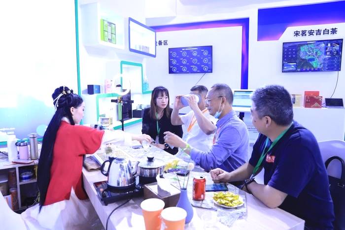 有关于以数据为底座重构茶产业，超级码为茶叶添抹科技香的最新信息